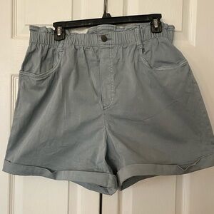 H&M High Waisted Shorts sz Medium